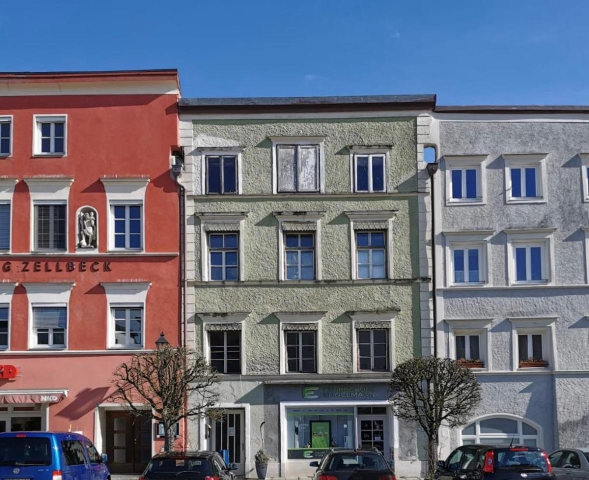 Greenhouse Apartment Am Stadtplatz Tittmoning Exteriér fotografie